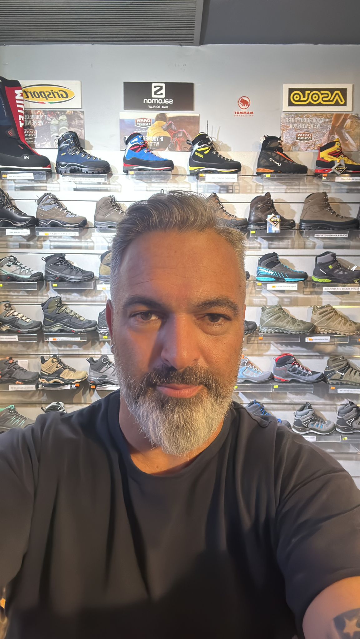 טל אזולאי - בעלים ומנהל הרשת