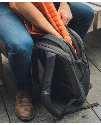 תרמיל יום LOWE ALPINE PHASE30