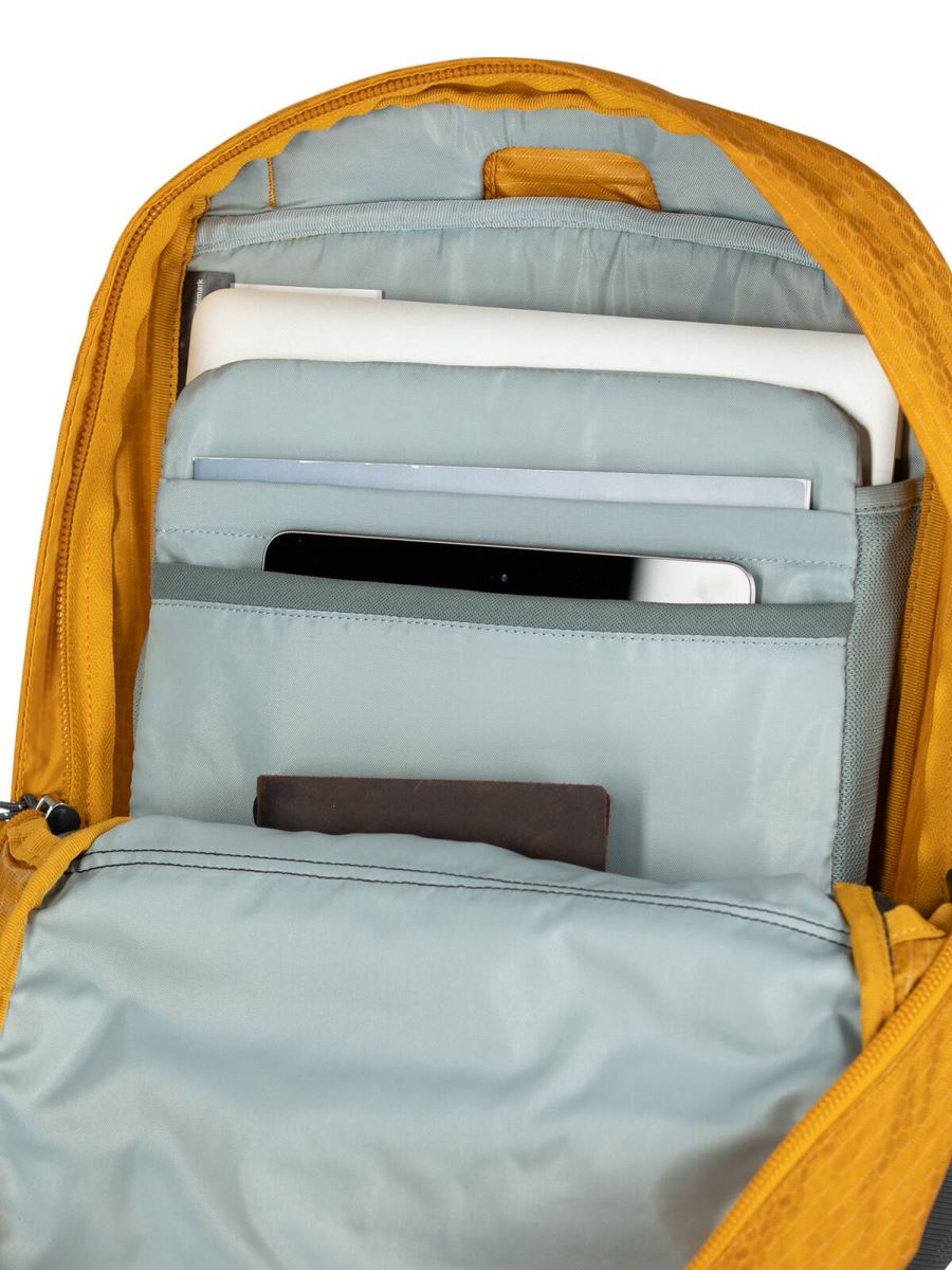 תיק יום OSPREY Quasar 26L