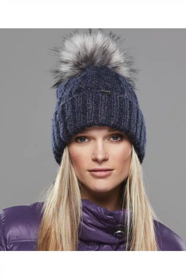 כובע עם פונפון CHAOS ARIA