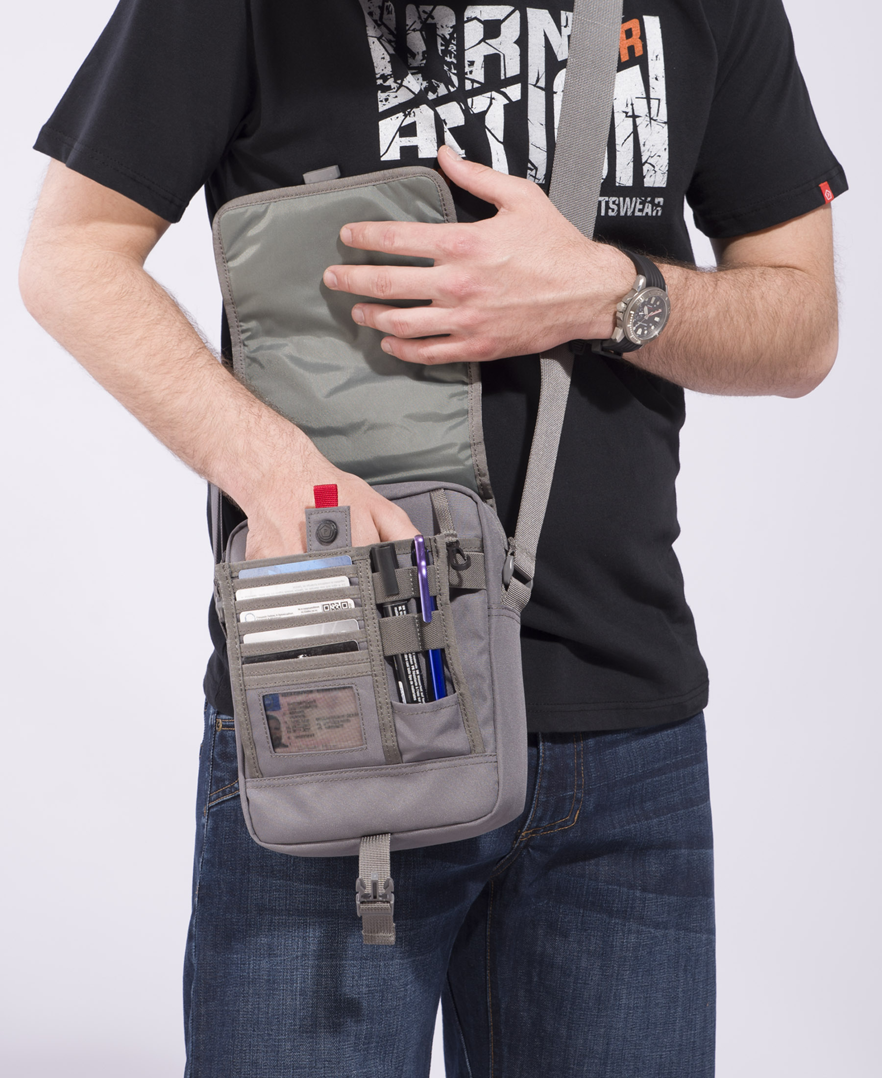 תיק צד טקטי Pentagon Tactical Messenger Bag