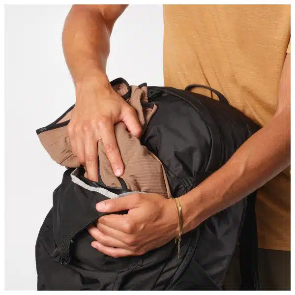 תיק יום SALOMON TRAILBLAZER 30