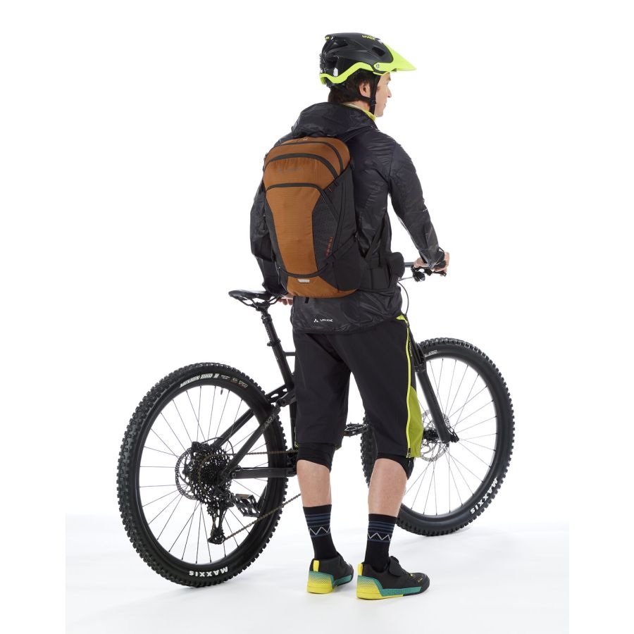 תיק רכיבה וטיולים VAUDE Moab Pro 16 II