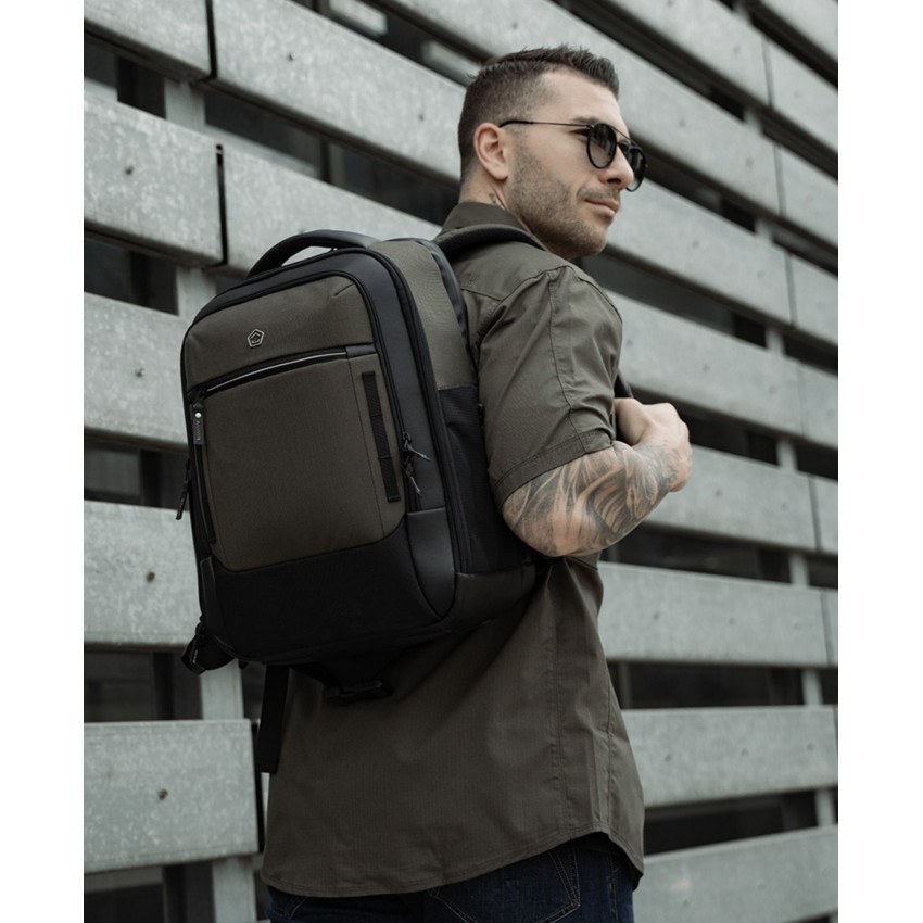 תיק מחשב Consul 27lt Backpack