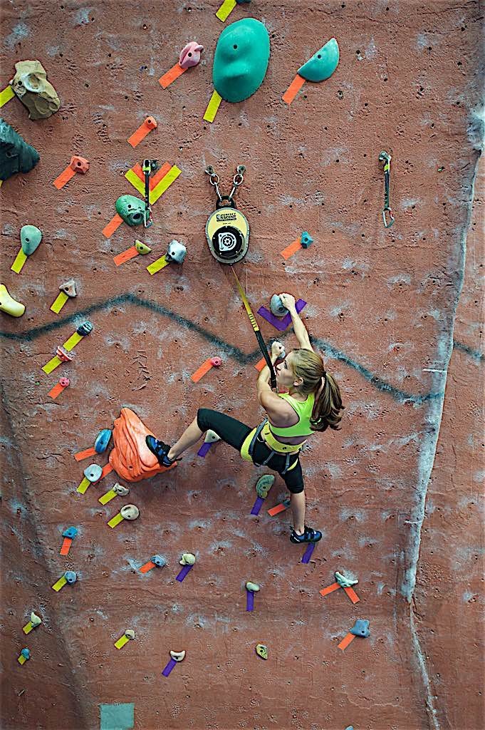 מכשיר איבטוח אוטמטי לקירות טיפוס PERFECT DESCENT