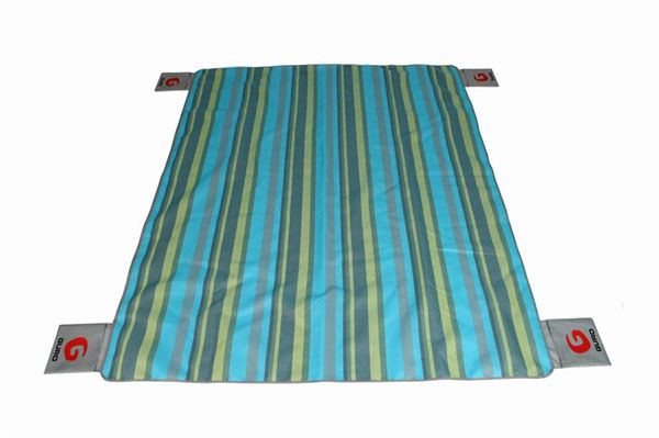 מחצלת חוף רשת דו שכבתית גדולה