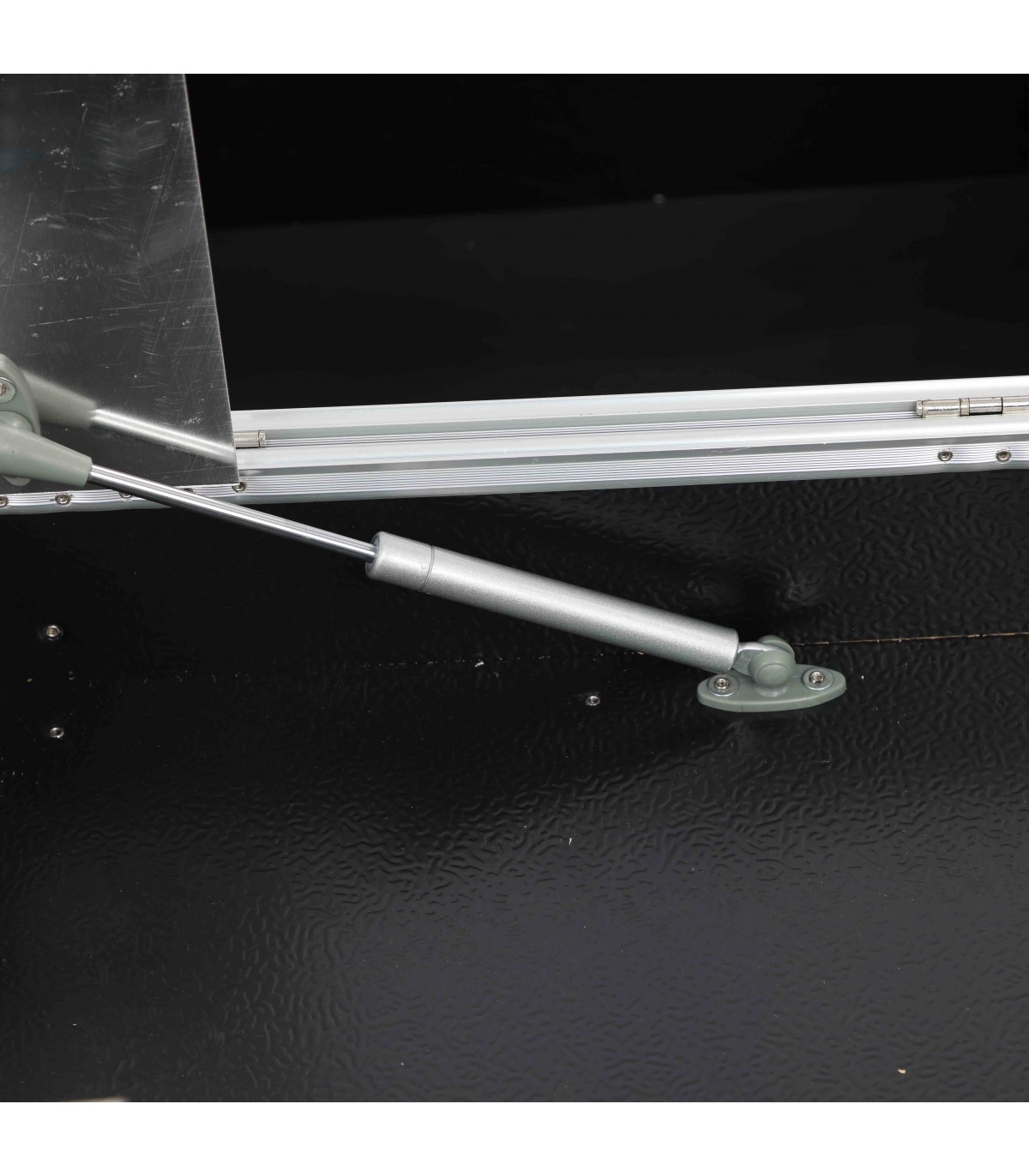 מטבח שטח נייד מתקפל GURO