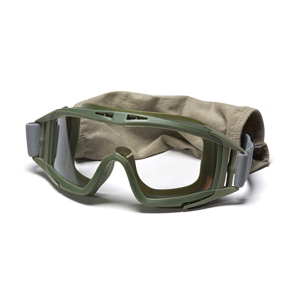 משקפי אבק ומגן טקטי