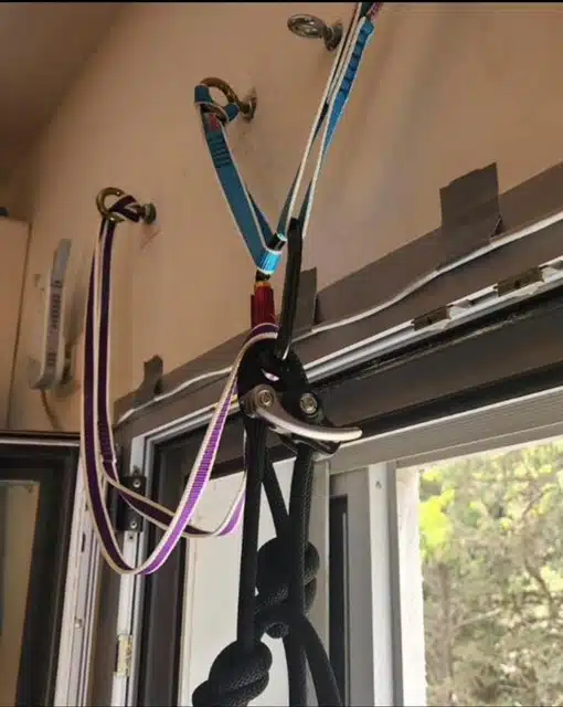 ערכת חילוץ (סנפלינג) ממד בבנייין