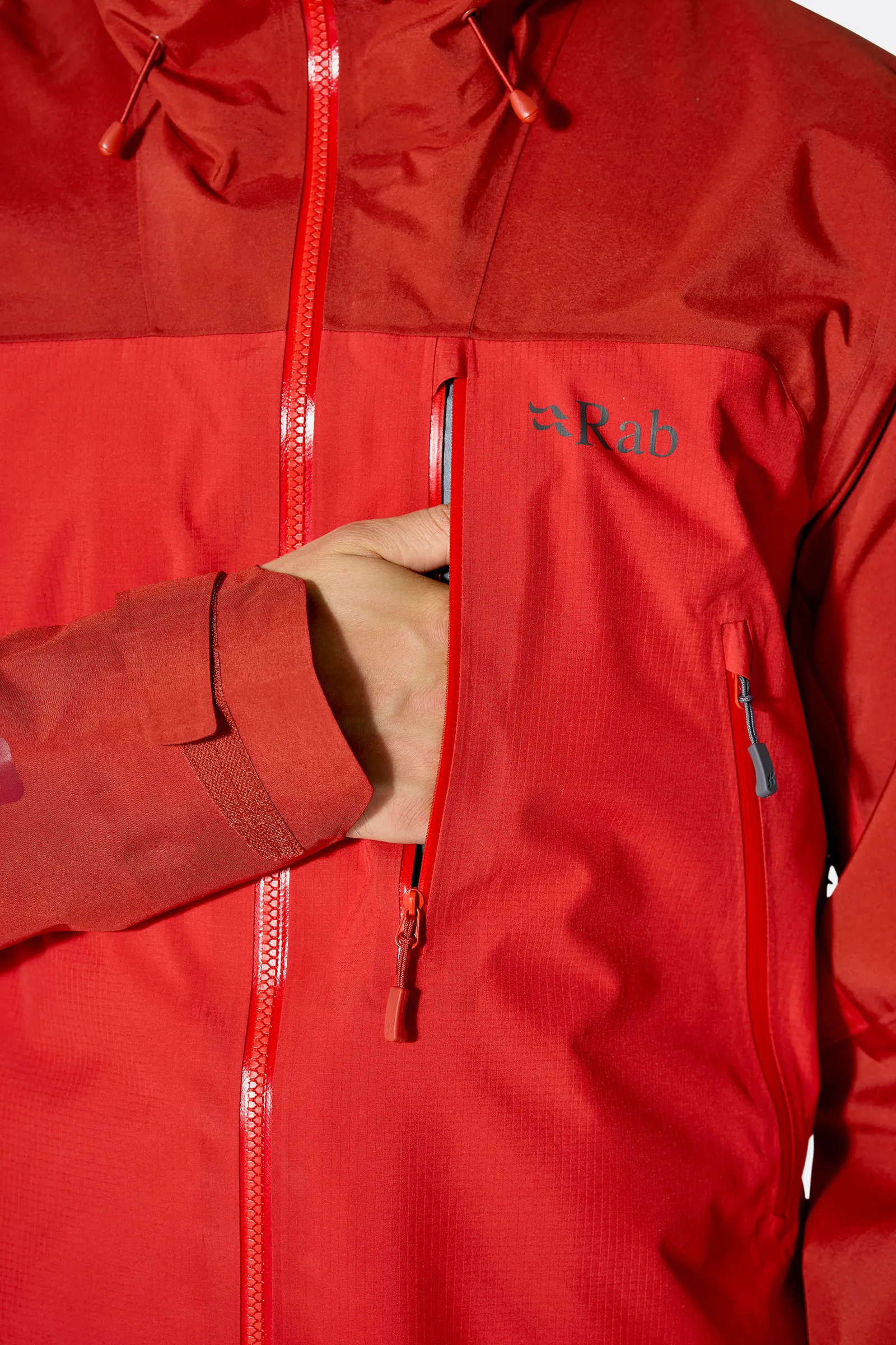 מעיל גורטקס למטפסים RAB Latok Mountain GORE-TEX Pro Jacket
